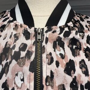 Peyton Jensen Bomber jacket size Medium
